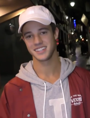 <em><strong>Jens K.</strong></em>